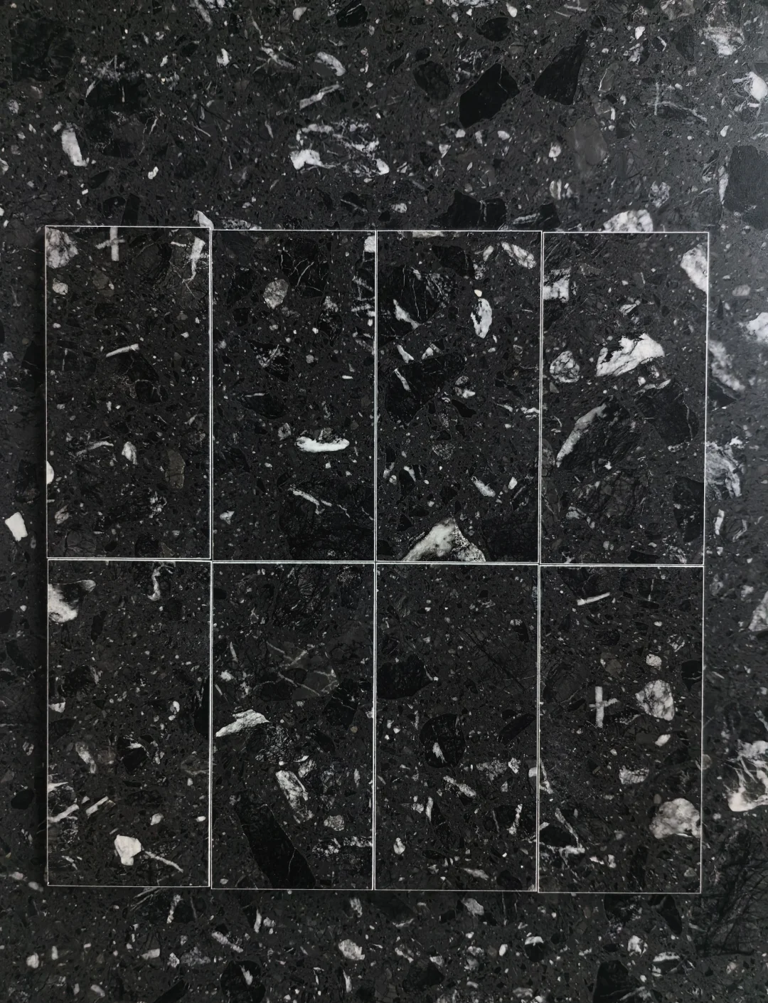 瓷砖硬度不够怎么办(瓷砖师傅说瓷砖太硬不好)