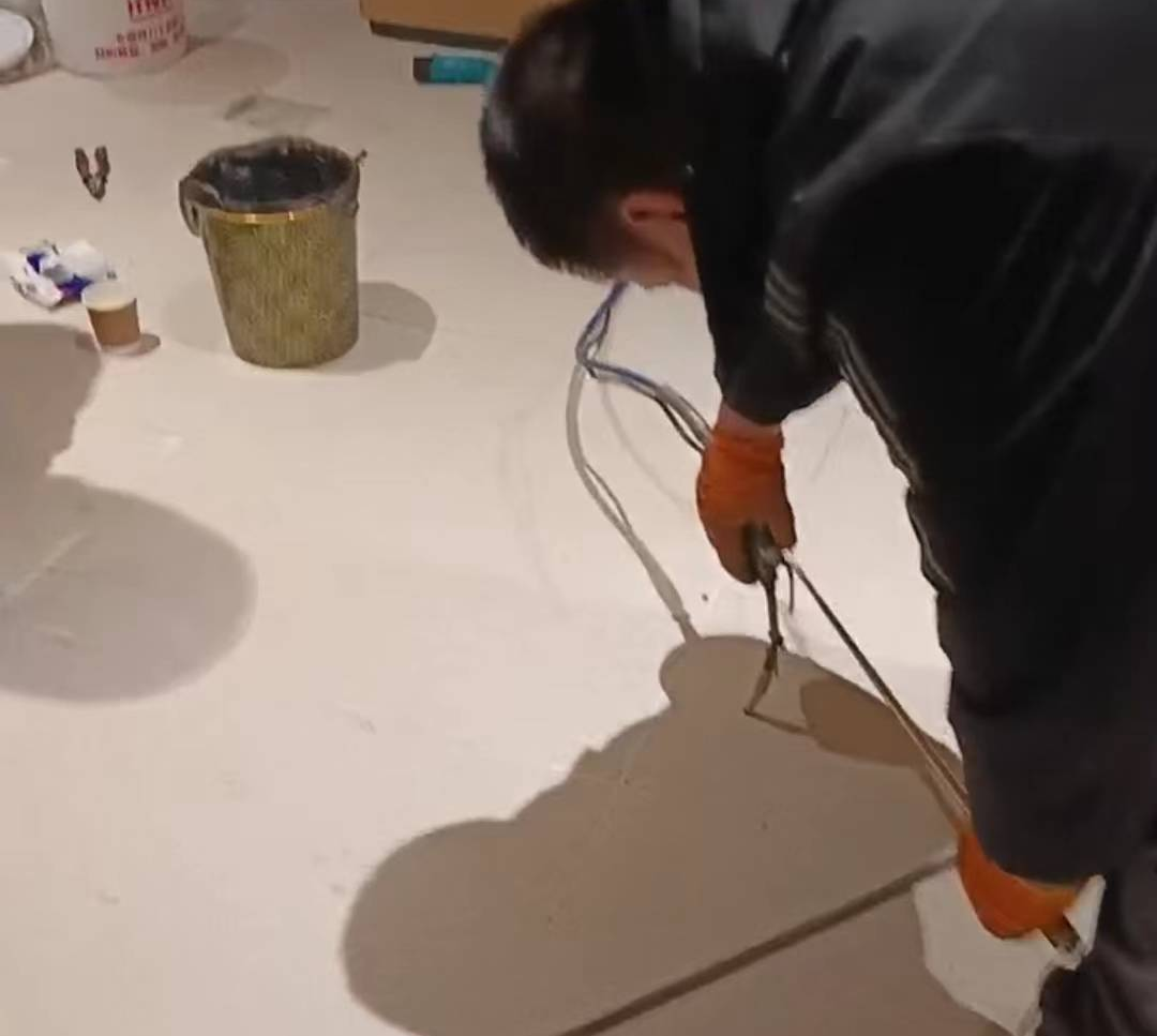 瓷砖空鼓修复方法(瓷砖空鼓修复方法利弊)